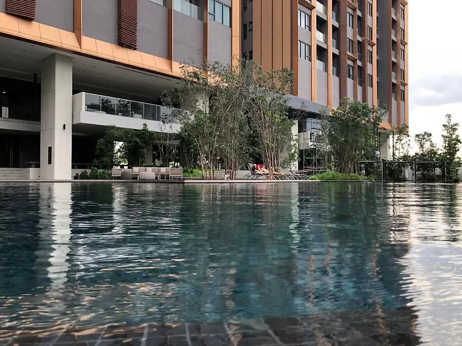 Lucentia Residences Bbcc By Stayhere Kuala Lumpur 0*,